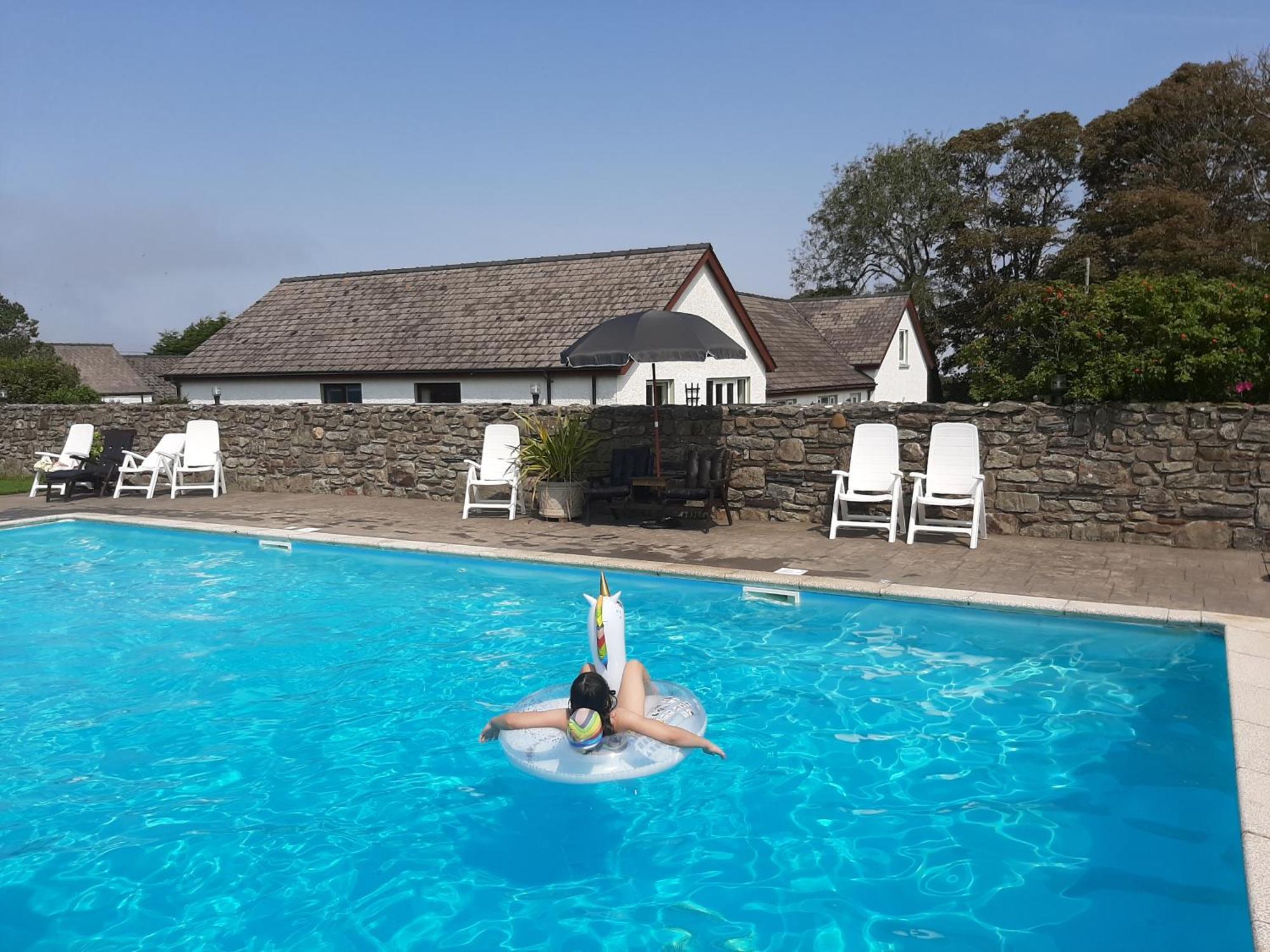 Trenewydd Farm Holiday Cottages Cardigan Exterior foto